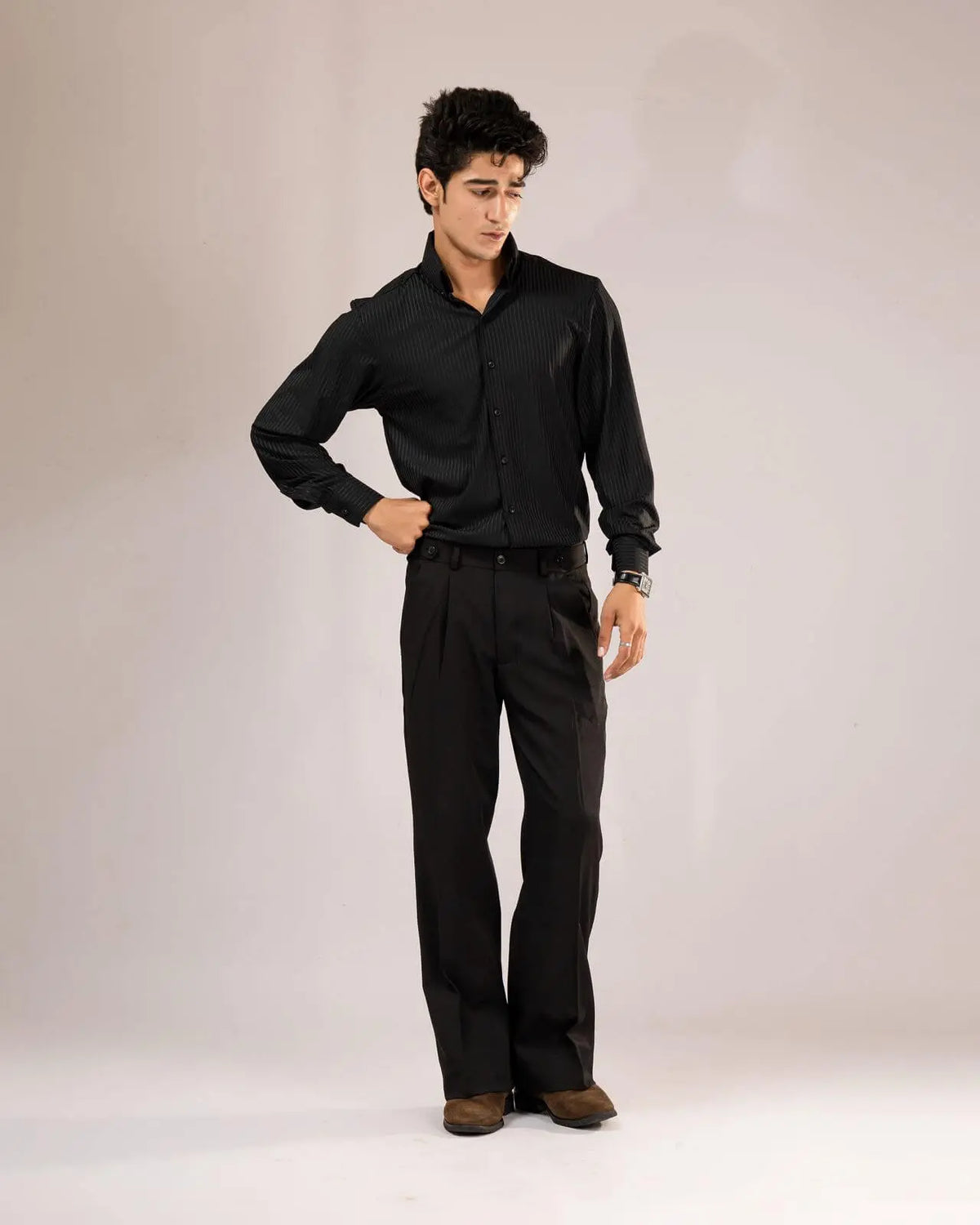 Long Collar Pinstripe Shirt Black